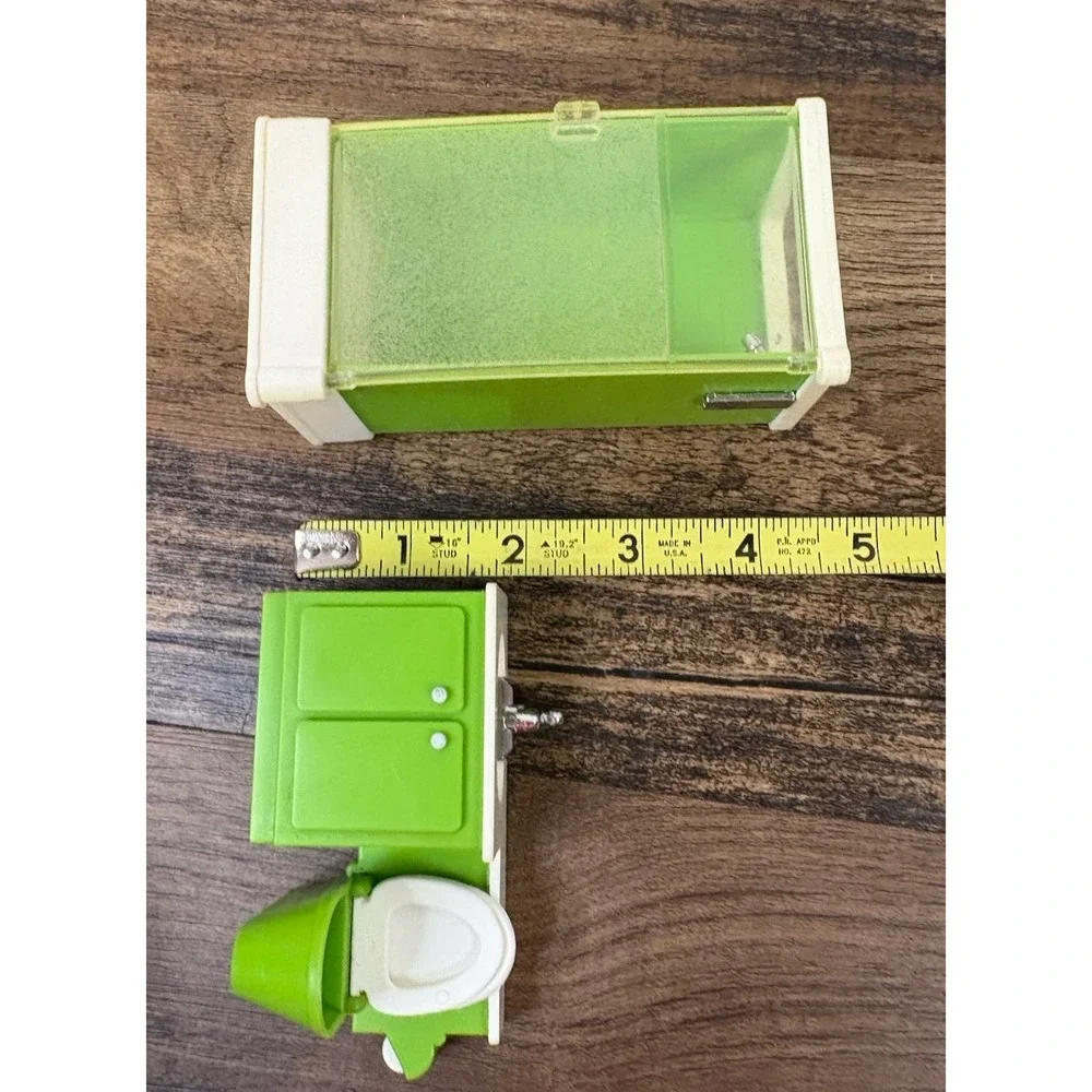 Vintage 1977 Fisher Price Dollhouse Family Green Bathroom Toilet Shower Vanity